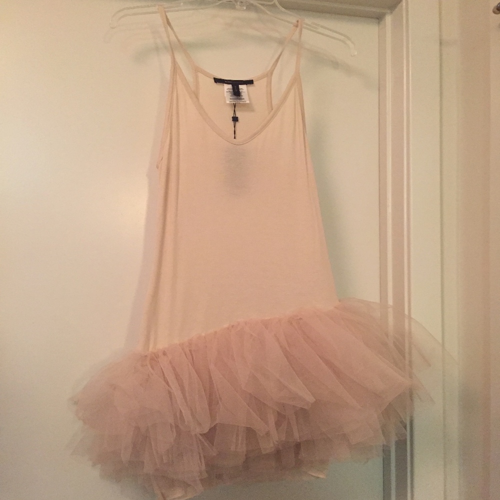 **Moving Sale - BCBGMaxAzria Knit Dress Tulle Skt
